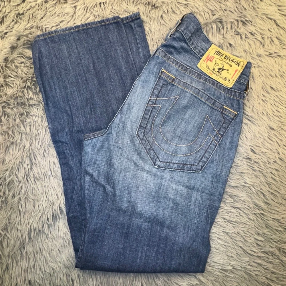 True Religion Jeans Men 34 Bobby Bootcut Loose Fit Light Wash VTG USA Logo 36x33